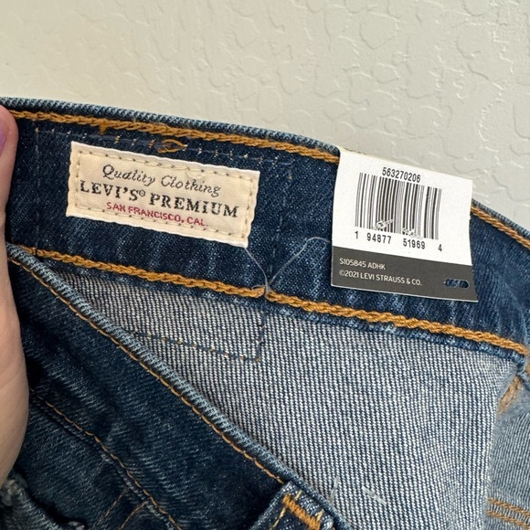 NWT Levi’s Premium 501 button fly high rise shorts size 28 - Picture 5 of 7